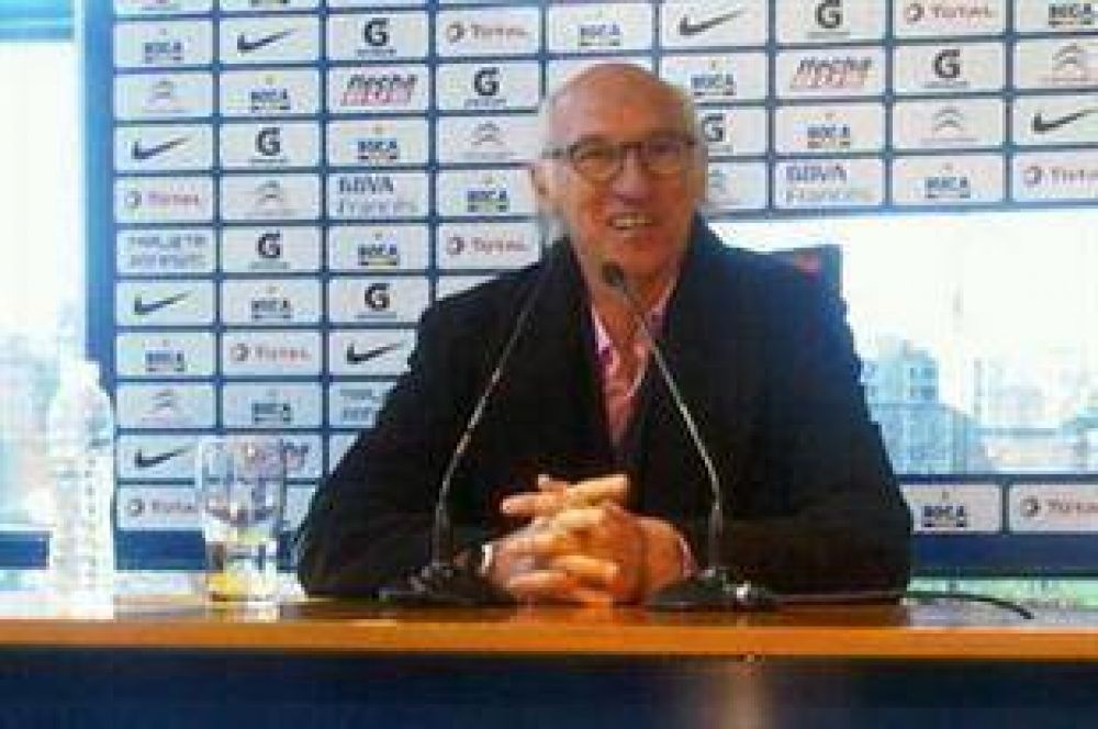 Carlos Bianchi reserva a Gago: "Todav�a no est� para jugar"