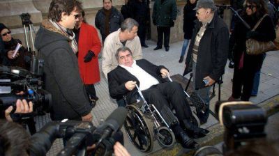 Caso �ngeles: Pierri lleg� en silla de ruedas a Tribunales para la declaraci�n de Mangeri