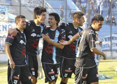 El Lobo visita a Banfield para sumar