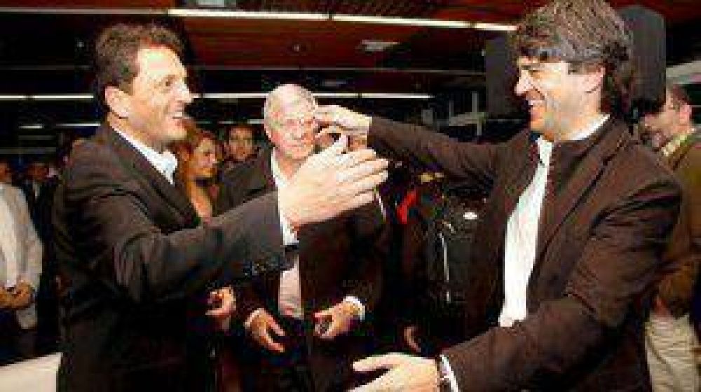 Patricio L�pez Manccinelli: no se explican que alguien que quiere estar en el FR pueda cortar la boleta de Massa 