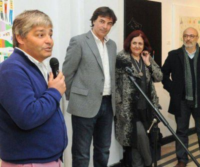Se present� muestra de Felipe Gim�nez en Rosario
