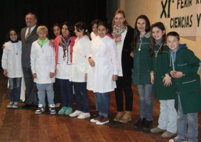 Alumnos de Benito Ju�rez ganaron en la Feria de Ciencias