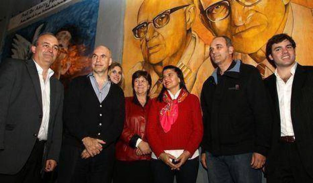 M�s de 90 artistas pintan 77 murales