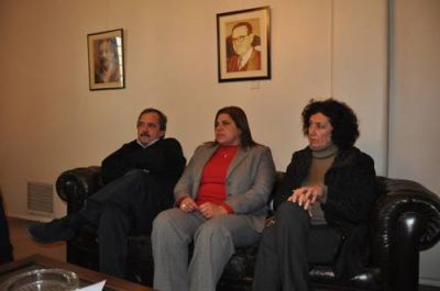 Ricardo Alfons�n estuvo ayer en San Nicol�s: �Lo primero que hay que hacer es detener la inflaci�n�