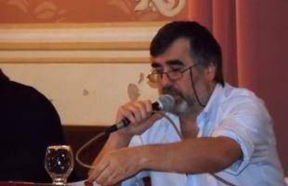 S�nchez Negrete se reuni� con Monfasani por la denuncia del pintor Mart�n Correa