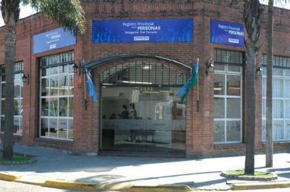 Desbaratan una banda que adulteraba pasaportes en Tigre 