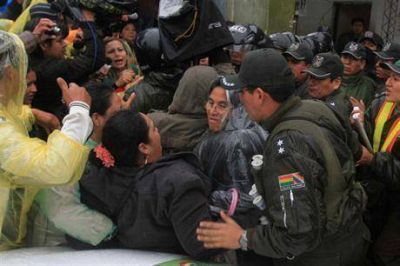 Bolivia: al menos 15 muertos y 60 heridos por una pelea en una c�rcel
