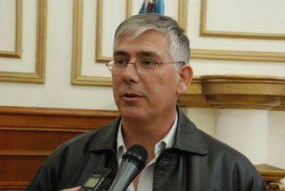Vigiladores amenazan con medidas en la mega usina