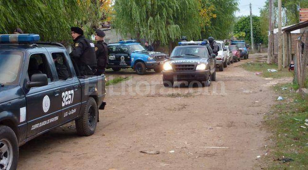 Matan de un escopetazo a una adolescente de 14 a�os y detienen al novio, de 15