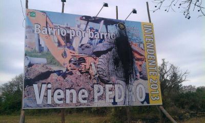 V�ndalos atacaron Carteles del Partido Popular en Corrientes Capital