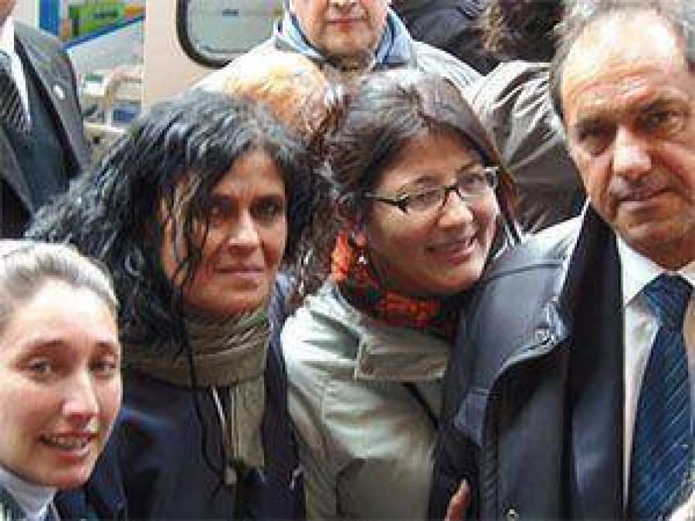 Los docentes autoconvocados llegaron hasta Scioli