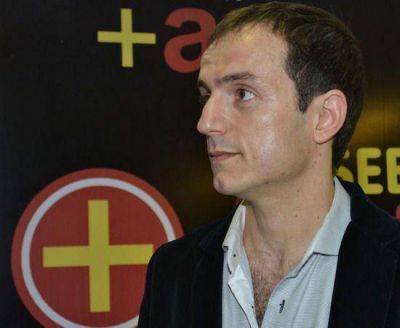 �Una de las prioridades es seguir sumando profesionales y t�cnicos a nuestro equipo�, asegur� Abella  