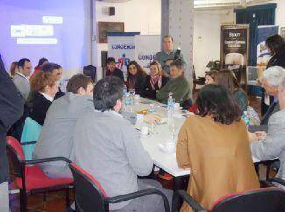 Cervecer�a Quilmes present� su 2� ciclo del Programa Nacional de Becas en Quilmes