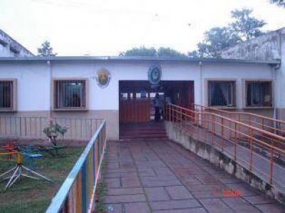Atraparon a dos ni�os que robaban en una escuela