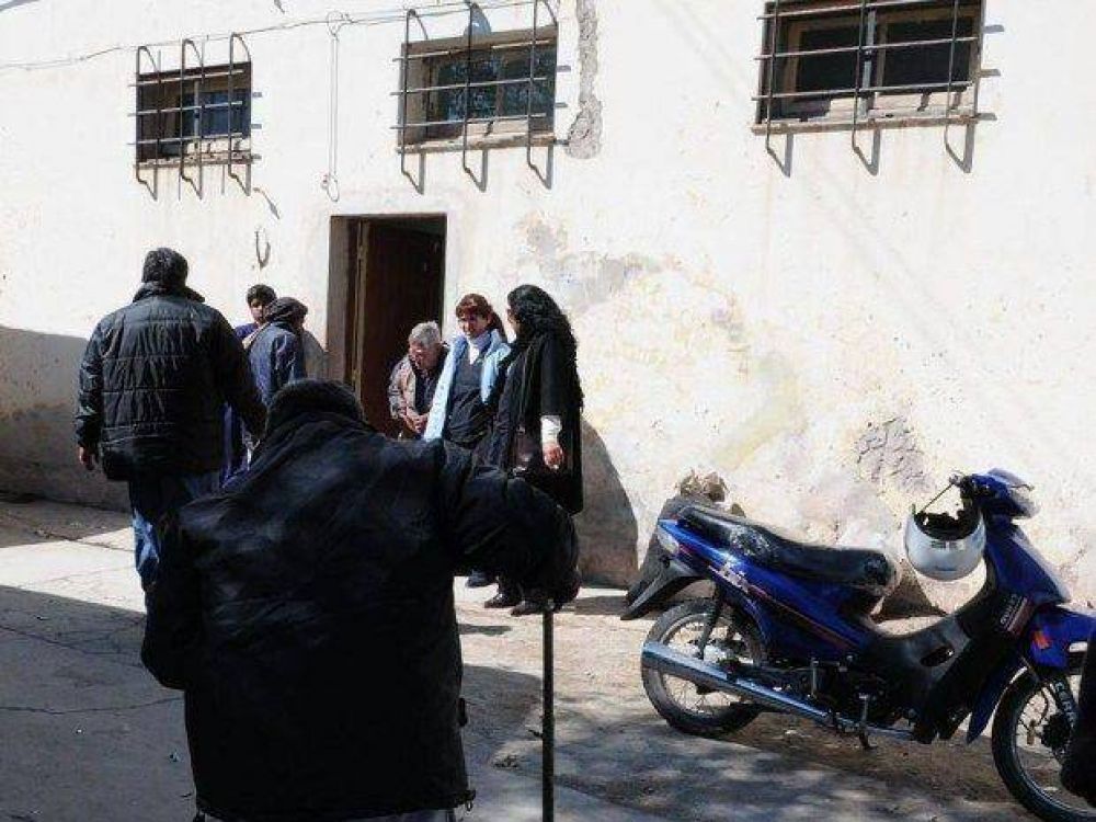 A�n hay 160 pacientes mentales que viven en el Miguel Ragone