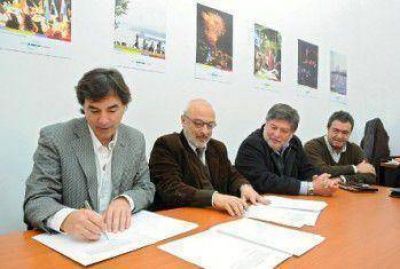 Turismo Mar del Plata y Rosario firmaron un convenio de promoci�n tur�stica