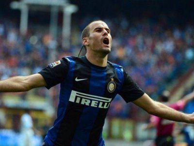 Palacio anot� en la victoria del Inter