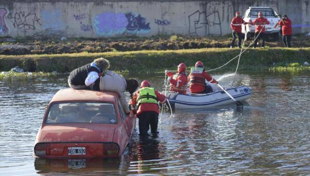 Simularon salvatajes bajo la hip�tesis de lluvias intensas