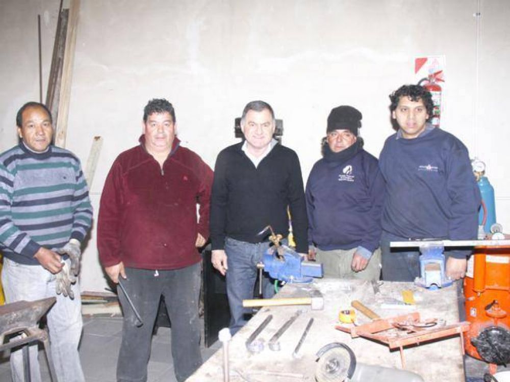 Pereyra impulsa el trabajo y formaci�n