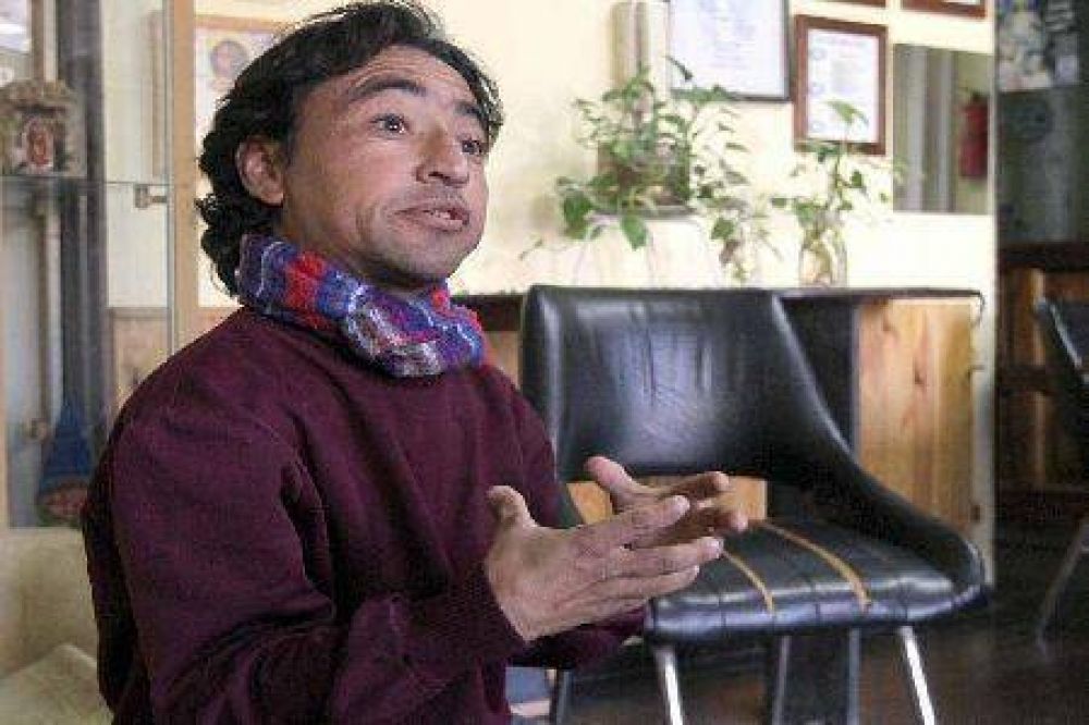 Debe operarse de vejiga para poder recibir un ri��n y no tiene dinero