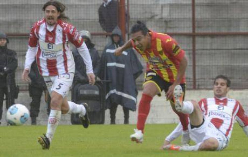 Instituto igual� 1 a 1 con Boca Unidos