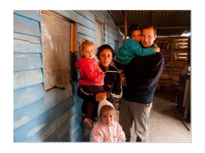 Una madre, tres ni�as y una historia de pobreza y de lucha