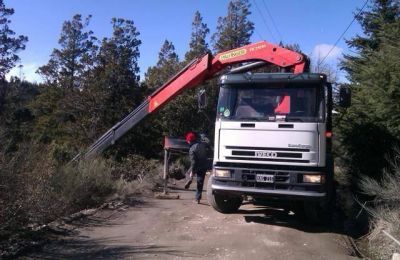 Camioneta desbarranc� en el camino al cerro Otto