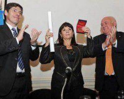 Susana Trimarco recibe hoy el t�tulo Honoris Causa de la UNSJ