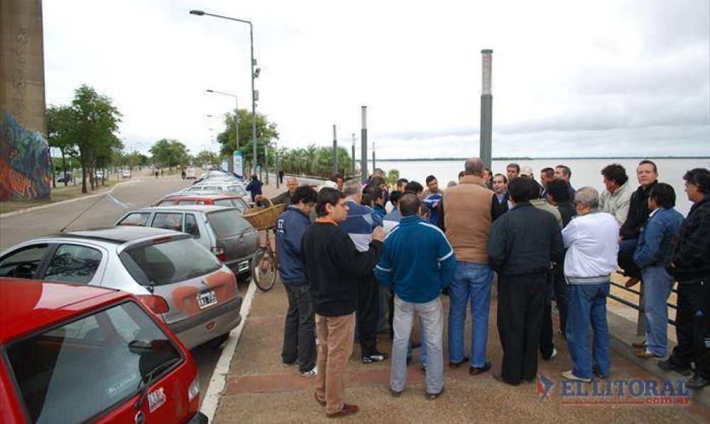 Otro sector de los remiseros expondr� su disconformidad con el monotributo social