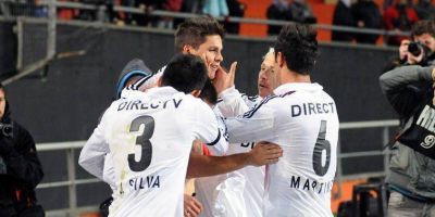 El Pincha super� bien a Boca y se acerc� a la cima