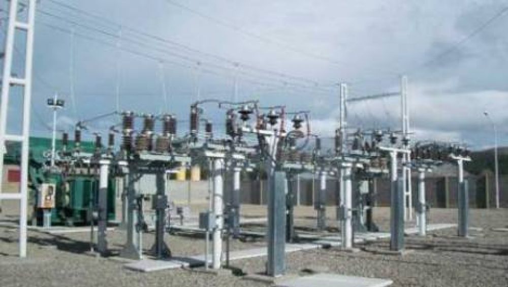 La empresa de energ�a apura obras prioritarias por el verano