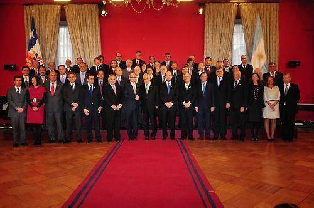 Padula particip� de un encuentro con el presidente de Chile