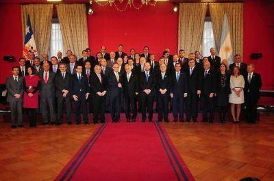 Padula particip� de un encuentro con el presidente de Chile