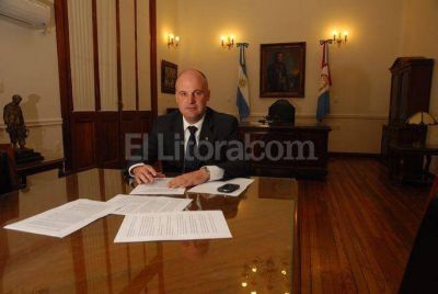 Causa inundaciones: Henn pide que no haya impunidad