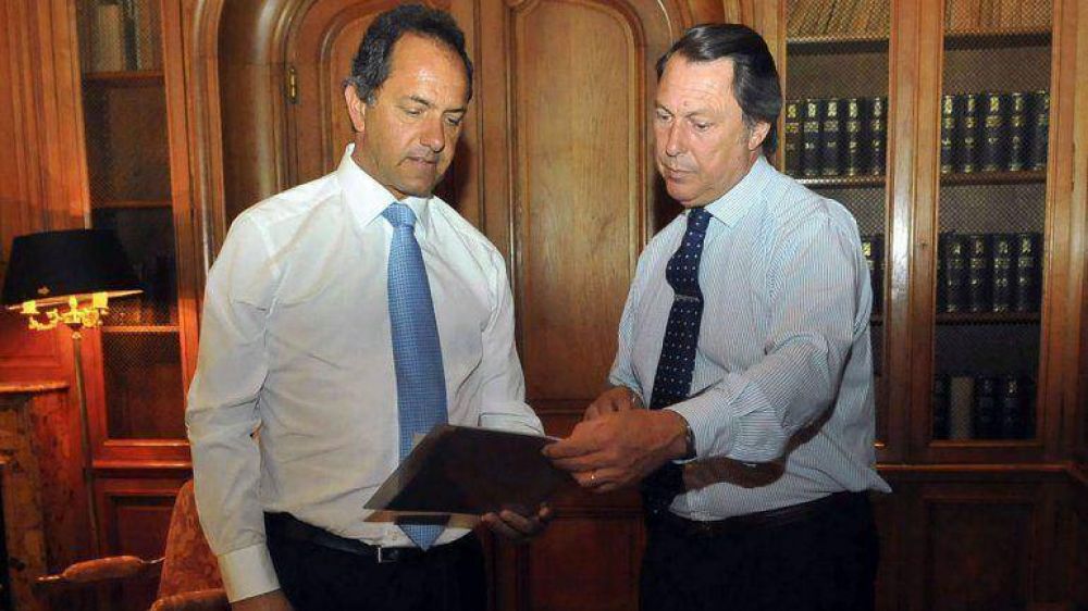 "Scioli es uno de los hombres que est� en mejores condiciones para ser un conductor a nivel nacional"