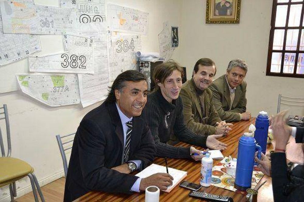 Aparicio y candidatos de San Mart�n coordinaron obras de Villa Hidalgo