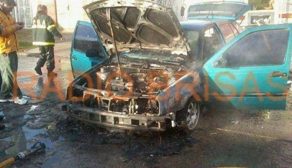 Explot� un auto y se incendi� en Irala al 4649