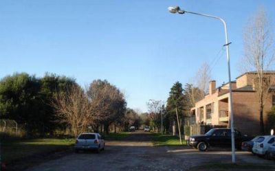 Cansados de los robos, vecinos de un barrio buscan restringir la circulaci�n de veh�culos