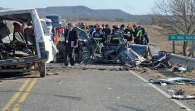 Muri� tras perder el control de su motocicleta