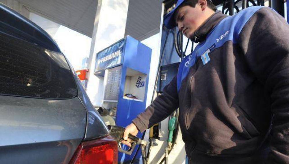 En lo que va del a�o, la nafta aument� en C�rdoba un 14%