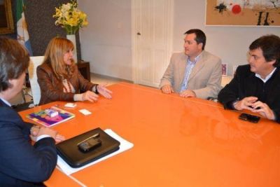 Ayala destac� la puesta en marcha del Centro de Convenciones de Casinos Gala