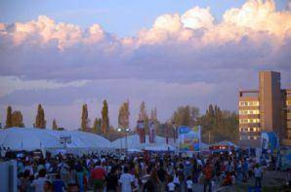 Ya organizan la segunda edici�n de la Fiesta de la Confluencia