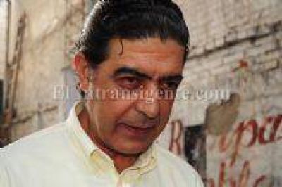 Jos� Mar�a Farizano asegur� que �Romero desarm� el sistema de control en la Provincia�