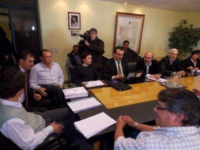 Se reabre este jueves la paritaria estatal