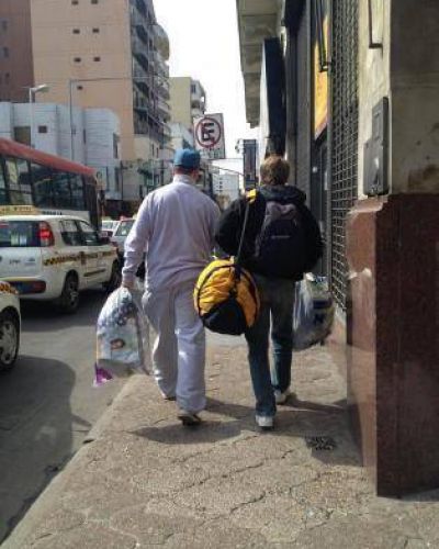 Algunos vecinos comenzaron a abandonar el edificio de San Juan 730