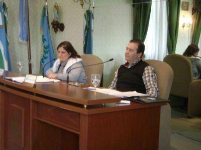 Concejo Deliberante: Entre el repudio a �Chiche� y la plantita a la vera del canal
