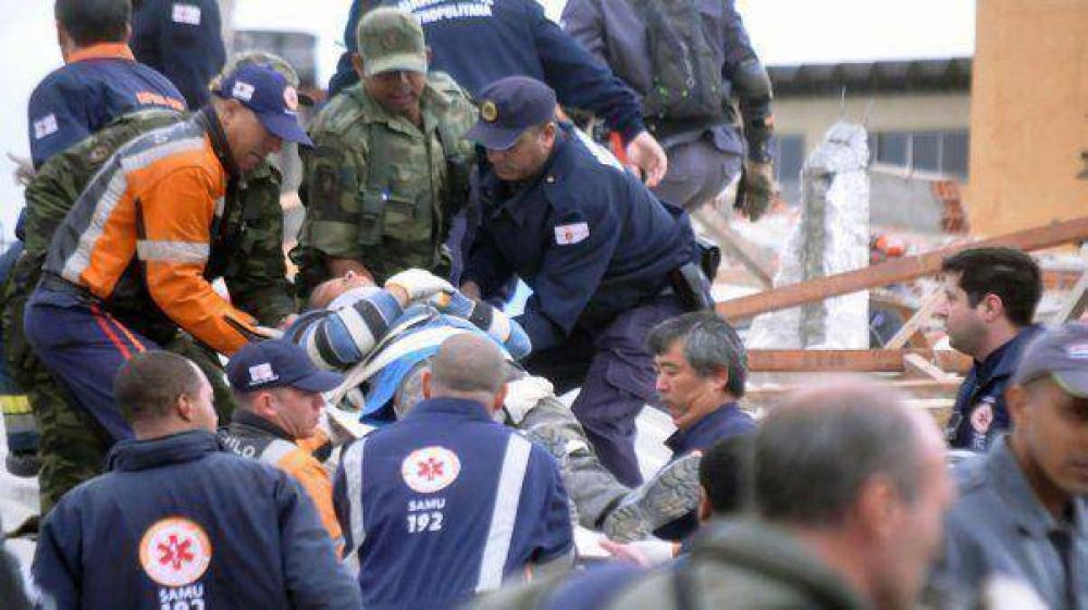 Tragedia en Brasil: al menos 7 muertos por un derrumbe