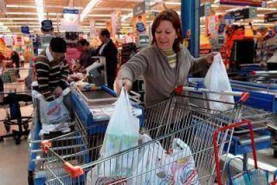 Las ventas en supermercados crecieron 16,5 por ciento en julio
