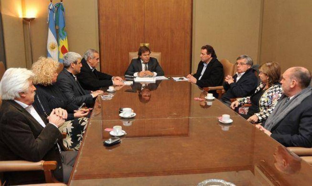 Provincia: Alberto P�rez junt� a los �leales� de La Juan Domingo