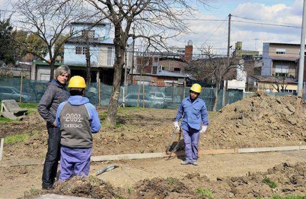 San Fernando: Sigue avanzando la remodelaci�n de la Plaza de los Inmigrantes Italianos